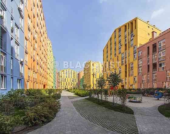 Комфорт Таун/ Регенераторна Квартира с ремонтом и мебелью Киев