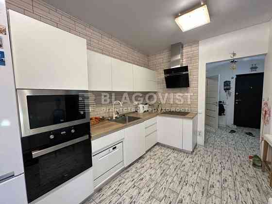 Комфорт Таун/ Регенераторна Квартира с ремонтом и мебелью Киев