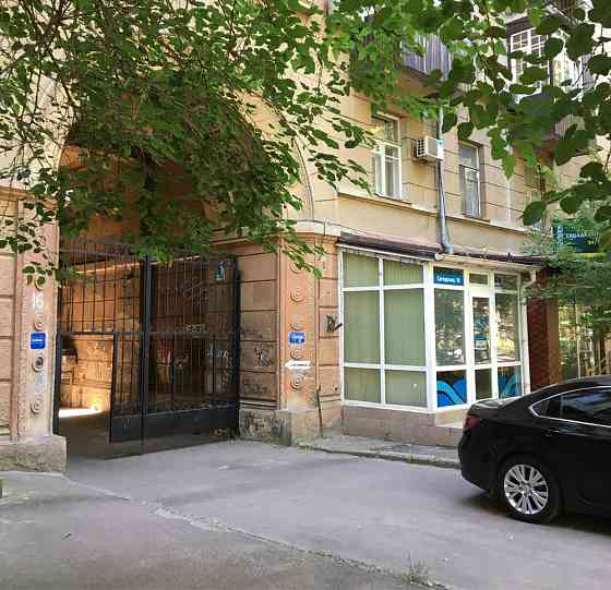 Продам 2ух комн.сталинку на Сегедской Одесса