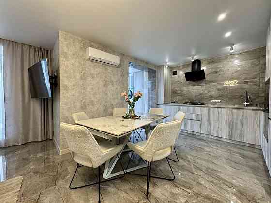 Трикімнатна квартира в ЖК Лагуна Черкассы