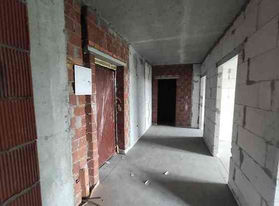 продаж 2к квартира 63м2 4-й поверх жк кришталеві джерела Киев