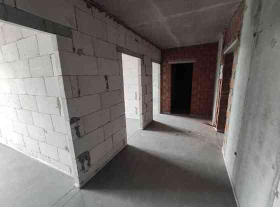 продаж 2к квартира 63м2 4-й поверх жк кришталеві джерела Киев