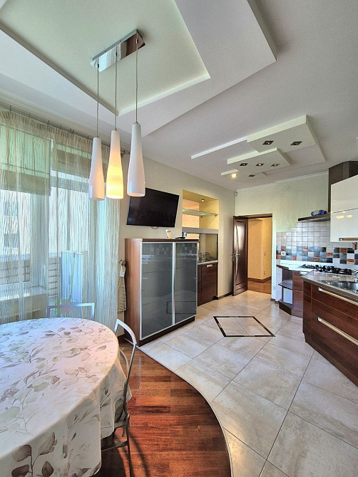 Продаж квартири 3 кімнати ближній центр вул.Сахарова новобудова Львів - зображення 8