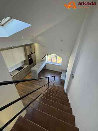 Однокімнатна дворівнева новий ремонт,меблі,техніка 
Терміново!!! Івано-Франківськ