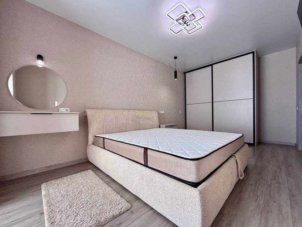 Терміново, 2 кімнатна вул Чорновола, новобудова, парк Шевченка за 200м Івано-Франківськ - зображення 1