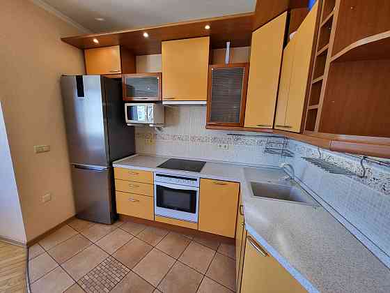 Без комісії. Оренда 3 кімнатної затишної квартири Івасюка 24 Киев