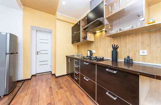 3 комнатная Квартира Крещатик центр киева Владелец Киев