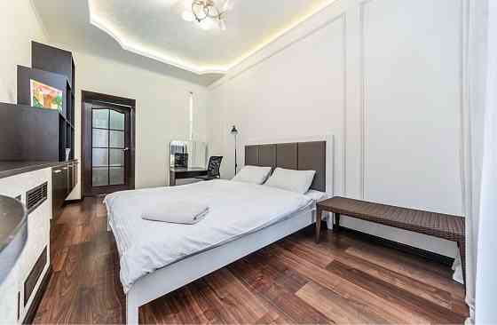 3 комнатная Квартира Крещатик центр киева Владелец Киев