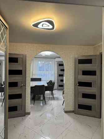 3 комн -75 метров. 2/10 эт. Центр. ГАЗ. Ремонт. Мебель ул Парковая Одесса