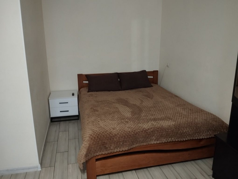 Продам 1 кім. кв. в Центрі,  якісний ремонт,  5/9 цегла,  S- 36,7 м2 Чернигов - изображение 2