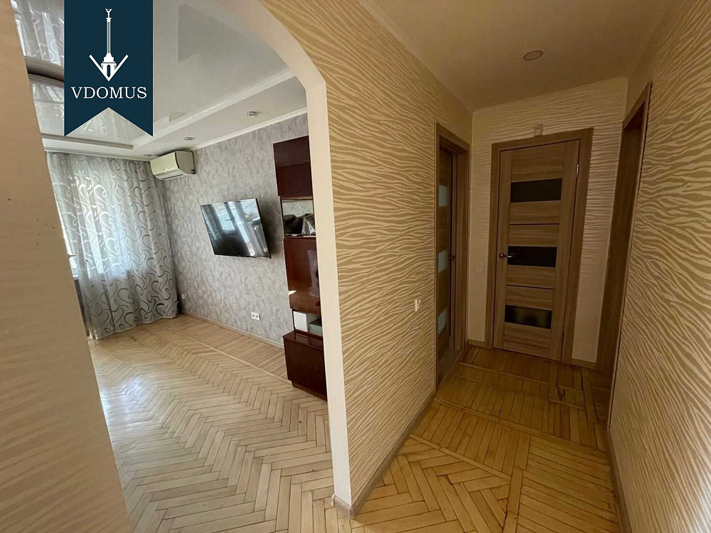 ПРОСТОРА ТА КОМФОРТНА трикімнатна квартира для ВАС! Продаж Лук'янівка Київ - зображення 4