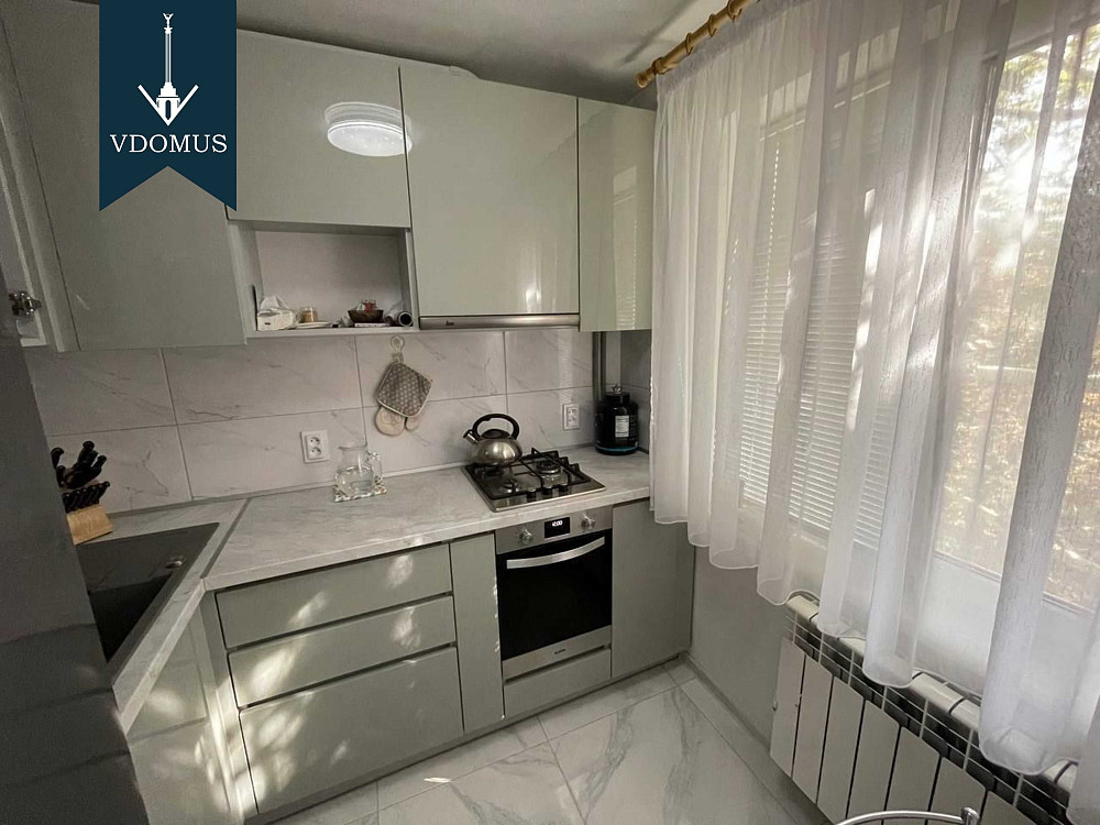 ПРОСТОРА ТА КОМФОРТНА трикімнатна квартира для ВАС! Продаж Лук'янівка Київ - зображення 7