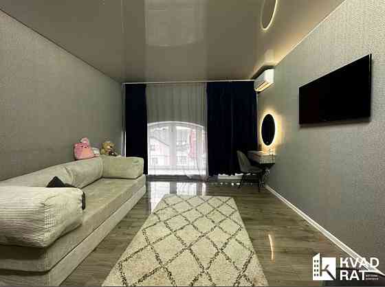 Двокімнатна квартира з меблями та технікою по вул П.Орлика! Центр! Івано-Франківськ