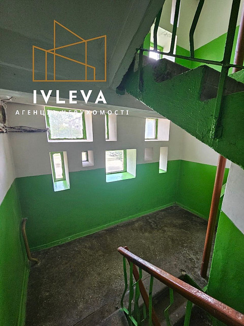 Трьохкімнатна по проспекту Відродження Луцк - изображение 5