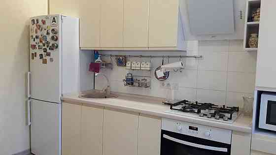 Продам 3- к. велику квартиру в центрі міста Запоріжжя