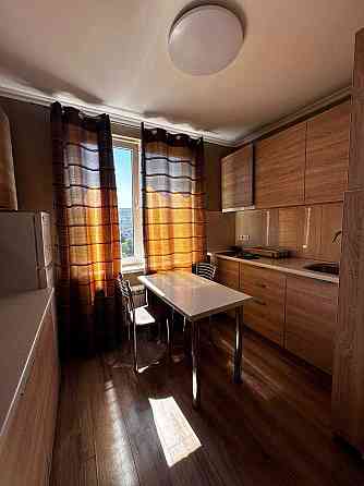 Сдам 1-к кв с евроремонтом на Алексеевке,м."Победа" Харьков