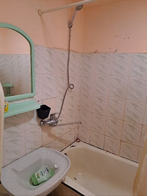 Здається двох кімнатна біля 13 школи. Мукачево - зображення 8