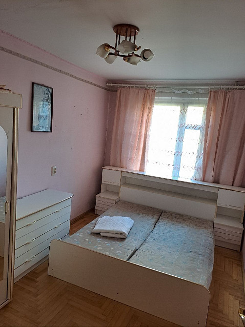 Здається двох кімнатна біля 13 школи. Мукачево - зображення 6