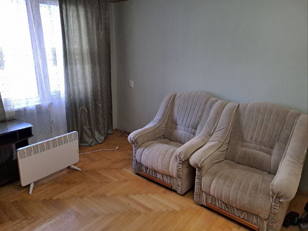 Здається двох кімнатна біля 13 школи. Мукачево - зображення 5