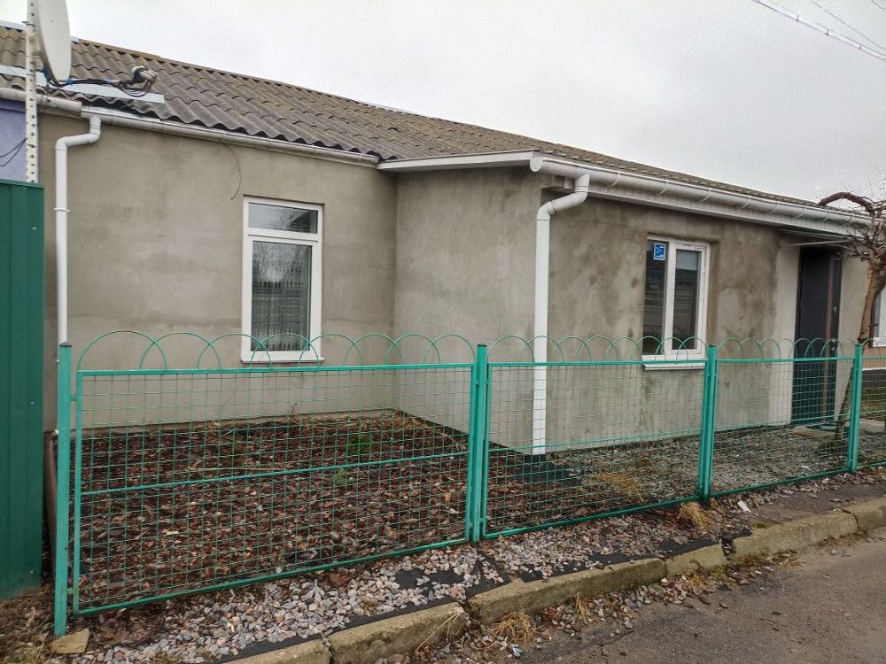 2к. Кв. Окремий вхід. оренда. 1й поверх Прилуки - зображення 1