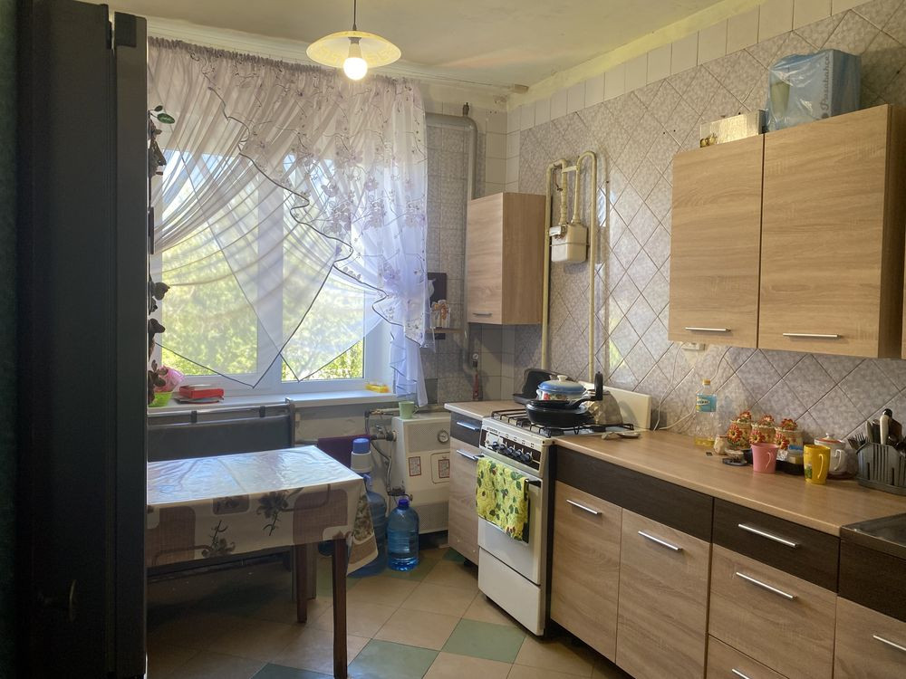 Продам 4-х кімнатну квартиру в с.Голубівка Голубівка - зображення 1