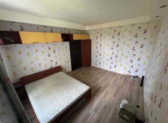 Продам 1 комнатную квартиру центр сталинка Кам`янське (Запорізька обл.)