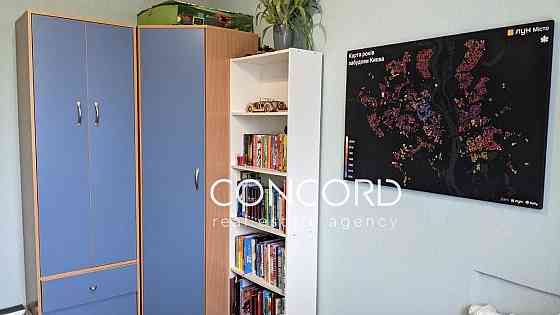 ЕКСКЛЮЗИВ! Без комісії! Велика квартира! Донецька вул.,57-А Київ