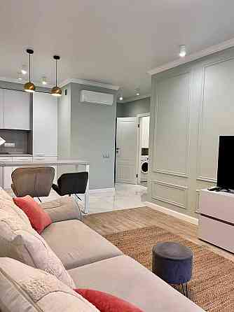 ЖК Seven Дніпровська наберержна 1к квартира метро Осокорки ГЕНЕРАТОР Київ