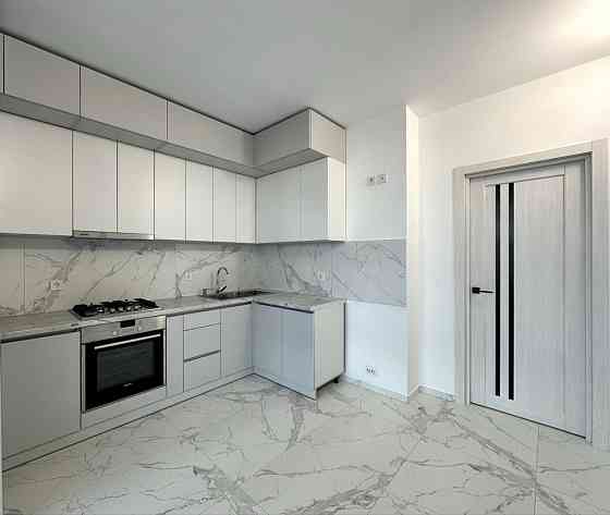 Простора 1кім квартира з ремонтом біля ТЦ Велес Івано-Франківськ