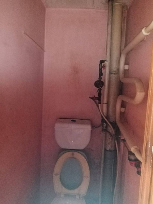 Продається 3-кімнатна квартира в районі Крошня Житомир - изображение 2