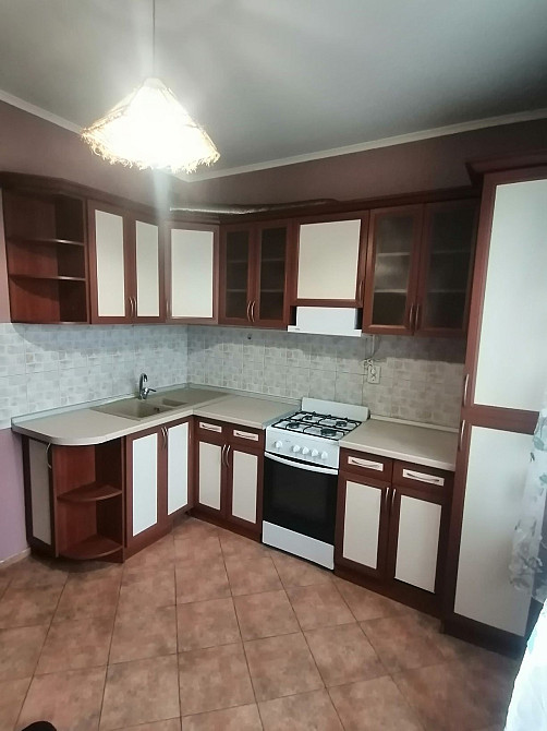 Простора 1кімн квартира в самому центрі Вишневого Вишневе - зображення 1