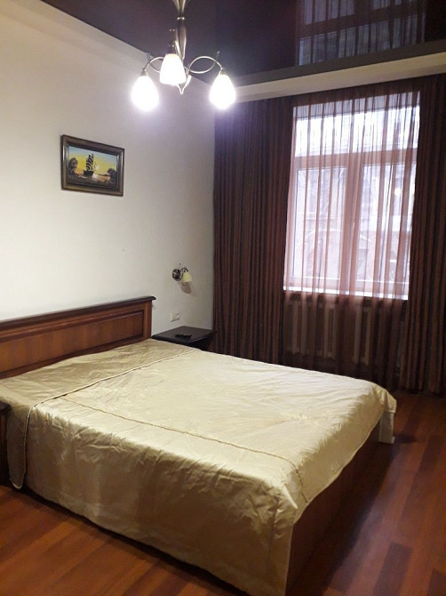 СВОЮ трех комнатную сдам центр .цум Дніпро - зображення 3