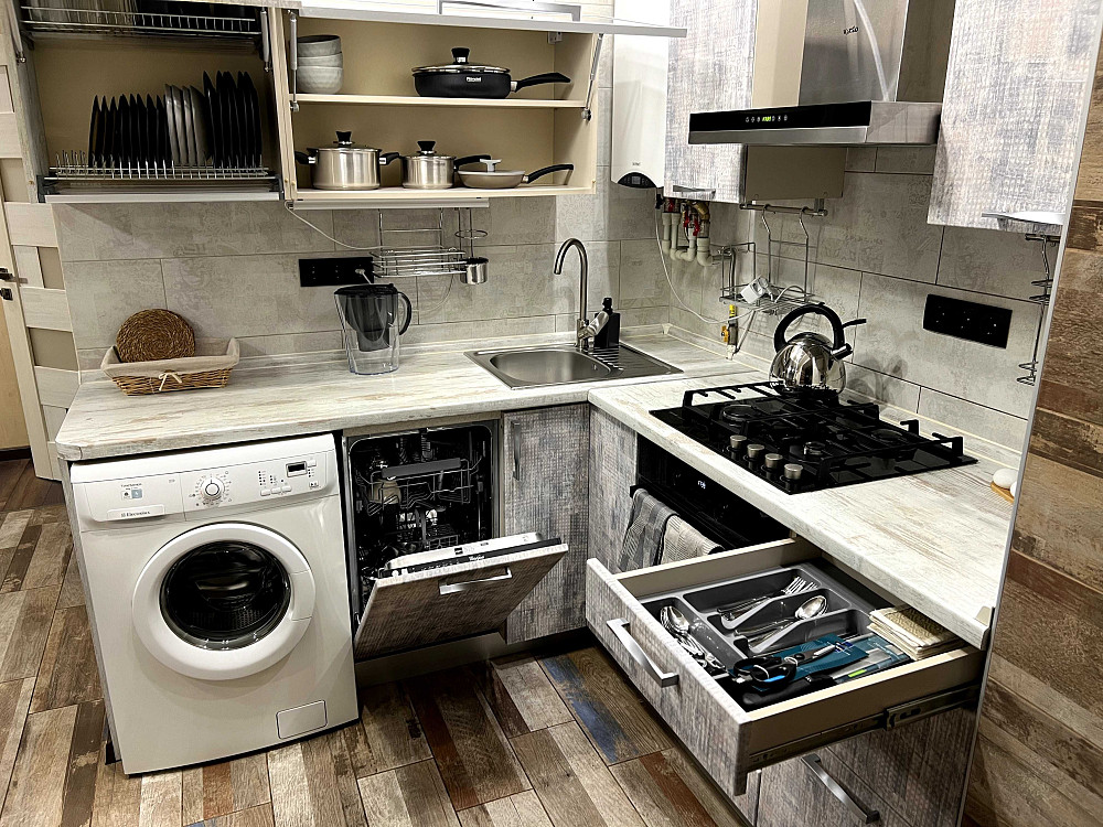 Затишна 2-кімнатна квартира з автономним опаленням й сучасним ремонтом Одесса - изображение 2