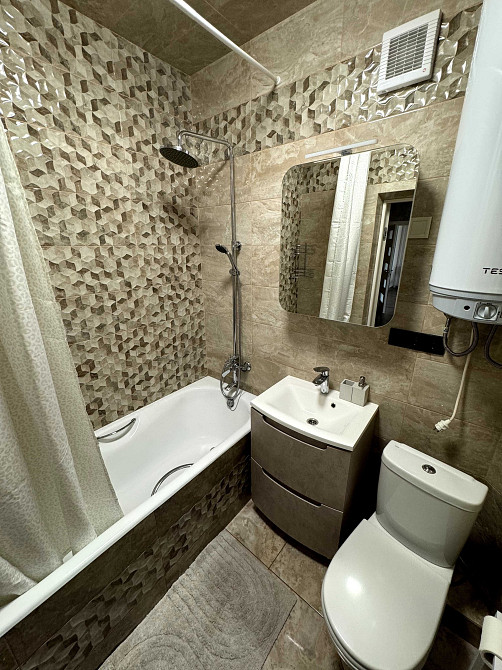 Затишна 2-кімнатна квартира з автономним опаленням й сучасним ремонтом Одесса - изображение 3