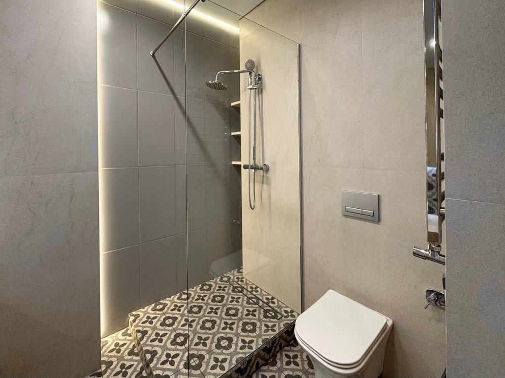 Стильна 2-спальна квартира з терасою в новобудові комфорт-класу Рівне - зображення 8