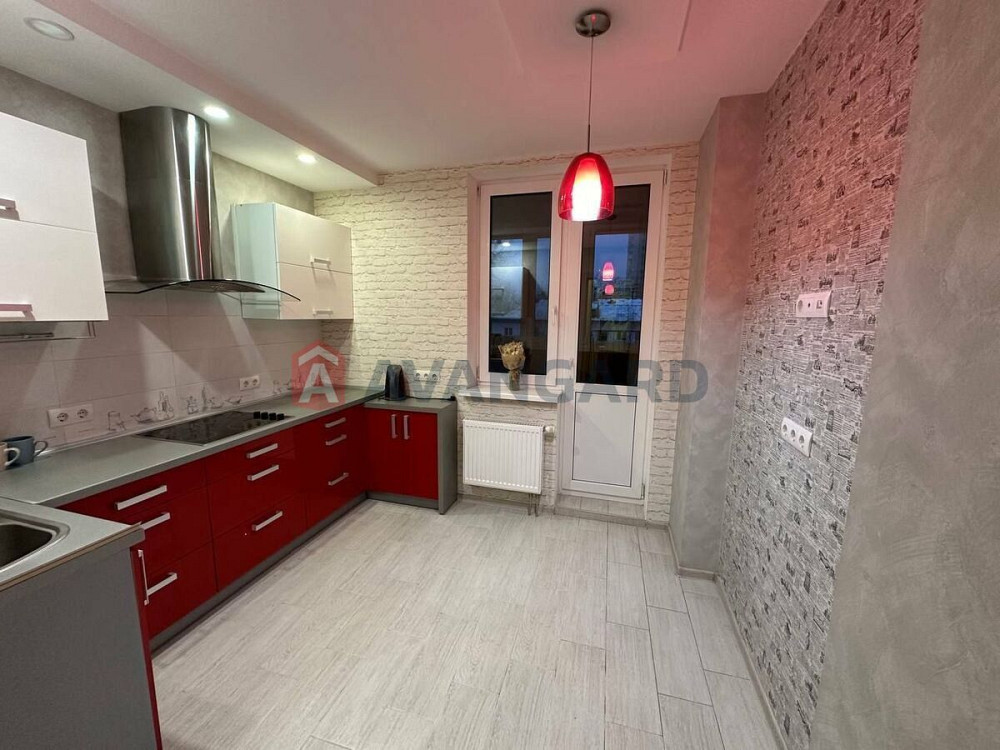 1 кім. квартира в будинку 2015 року, метро 'Чернігівська' Киев - изображение 2