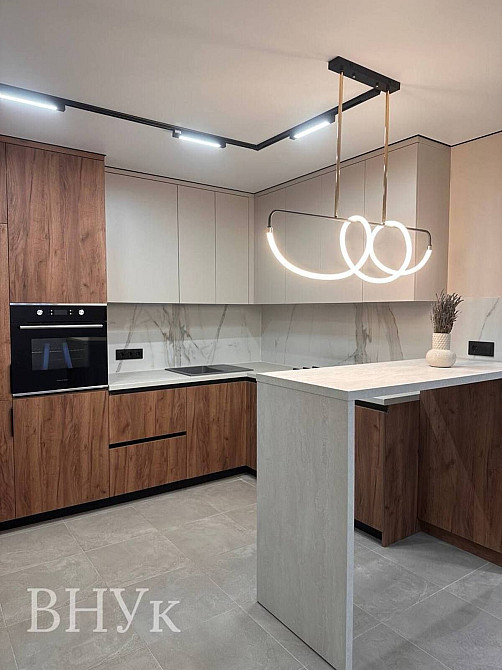 Продам 2 кімнатну квартиру з сучасним ремонтом у малодіжному районі Тернопіль - зображення 4