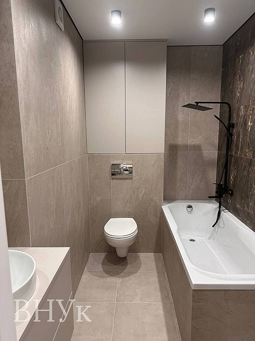 Продам 2 кімнатну квартиру з сучасним ремонтом у малодіжному районі Тернопіль - зображення 5