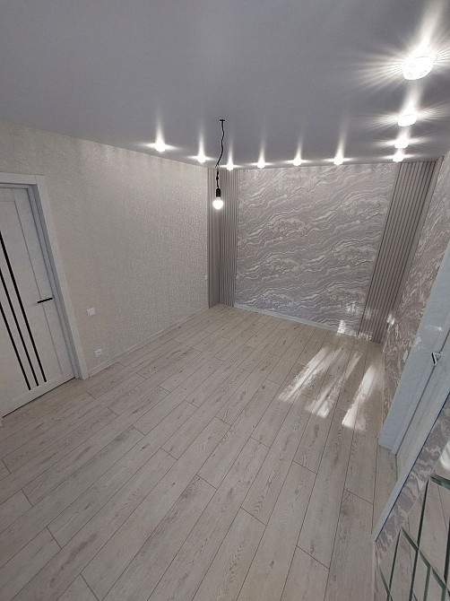 Центр Двокімнатна квартира Миколаїв - зображення 4