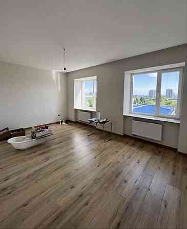 Продаж двокімнатної квартири в новобудові вул. Наукова Львов