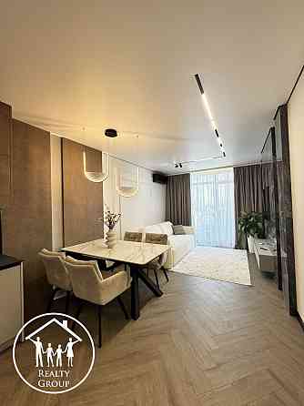 Avalon Yard Дизайнерська квартира 2 спальні + кухня вітальня Львов