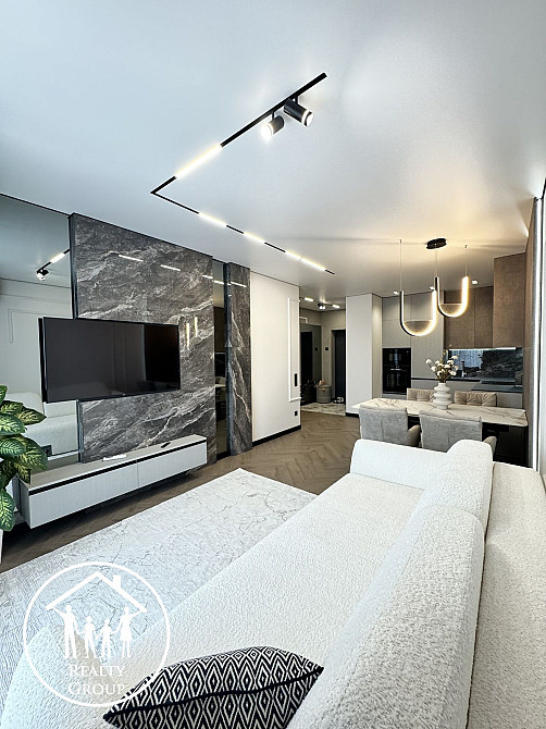 Avalon Yard Дизайнерська квартира 2 спальні + кухня вітальня Львов - изображение 1