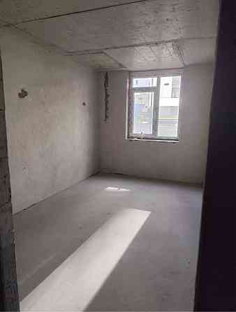 Продаж однокімнатної квартири у заселеній новобудові Львов