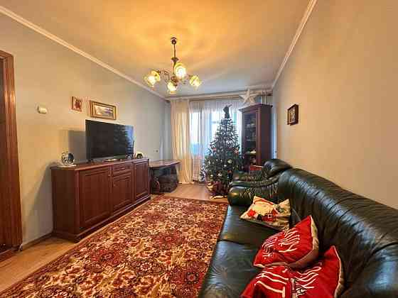 Продаж просторої трикімнатної квартири вул. Наукова Львов