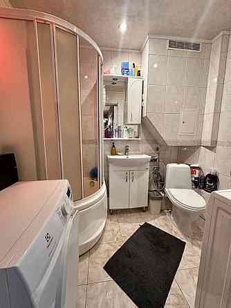 Продаж просторої трикімнатної квартири вул. Наукова Львов