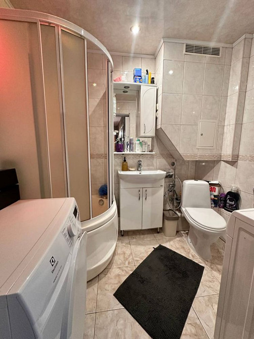 Продаж просторої трикімнатної квартири вул. Наукова Львов - изображение 6