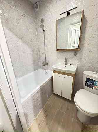 ПАРК! 1к квартира з євремонтом. Цегляний буд. Балкон. Озеро у дворі! Івано-Франківськ