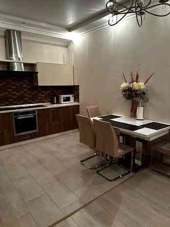 9 Жемчужина, 2 спальни и кухня-студия Одеса