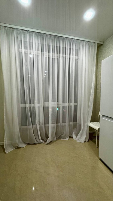 Чудова, простора 1к квартира Центральний парк ЖК Жасмін Ирпень - изображение 3