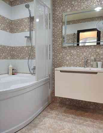 Оренда двокімнатної квартири в новому будинку на Митниці Черкассы